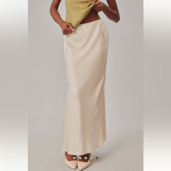 Reformation Iskra strapless linen tube top - Olive - size 2 - Picture 11 of 11